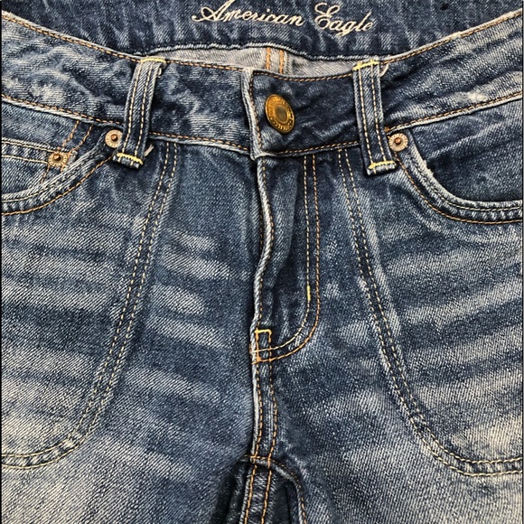 American Eagle size 6 mid rise to shortie shorts. Cut off cuffed style! Too fun - Picture 7 of 10